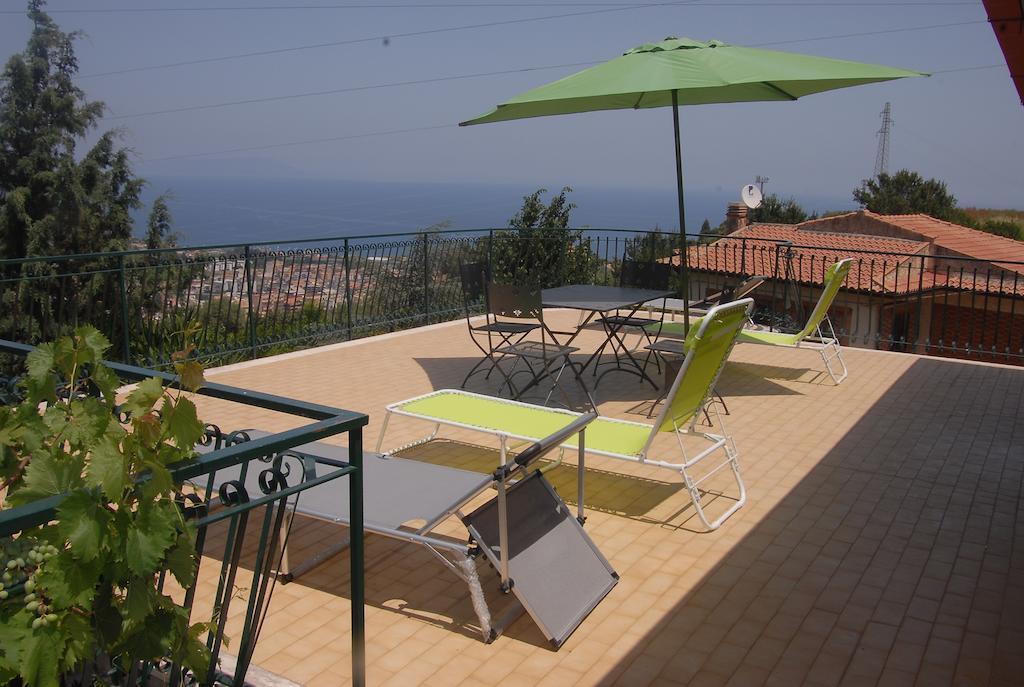 B&B Villa Zia Febronia Patti Dış mekan fotoğraf